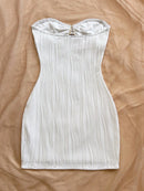 VESTIDO CURTO TOMARA QUE CAIA – MODELAGEM SLIM QUE VALORIZA AS CURVAS