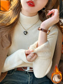 Suéter Feminino Gola Alta Retro com Forro de Veludo – Inverno 2025