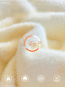 Suéter Feminino Gola Alta Retro com Forro de Veludo – Inverno 2025