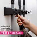 SUPORTE DE PAREDE MULTIFUNCIONAL PARA MOPS E VASSOURAS – ORGANIZAÇÃO PRÁTICA