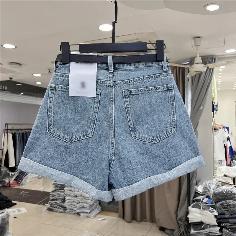 Short Jeans Feminino Cintura Alta + Barra Larga